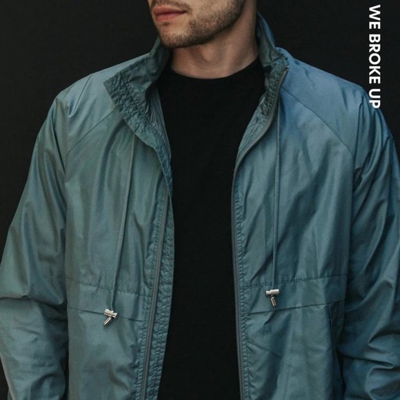 We Fly High - Picture 1 of 2